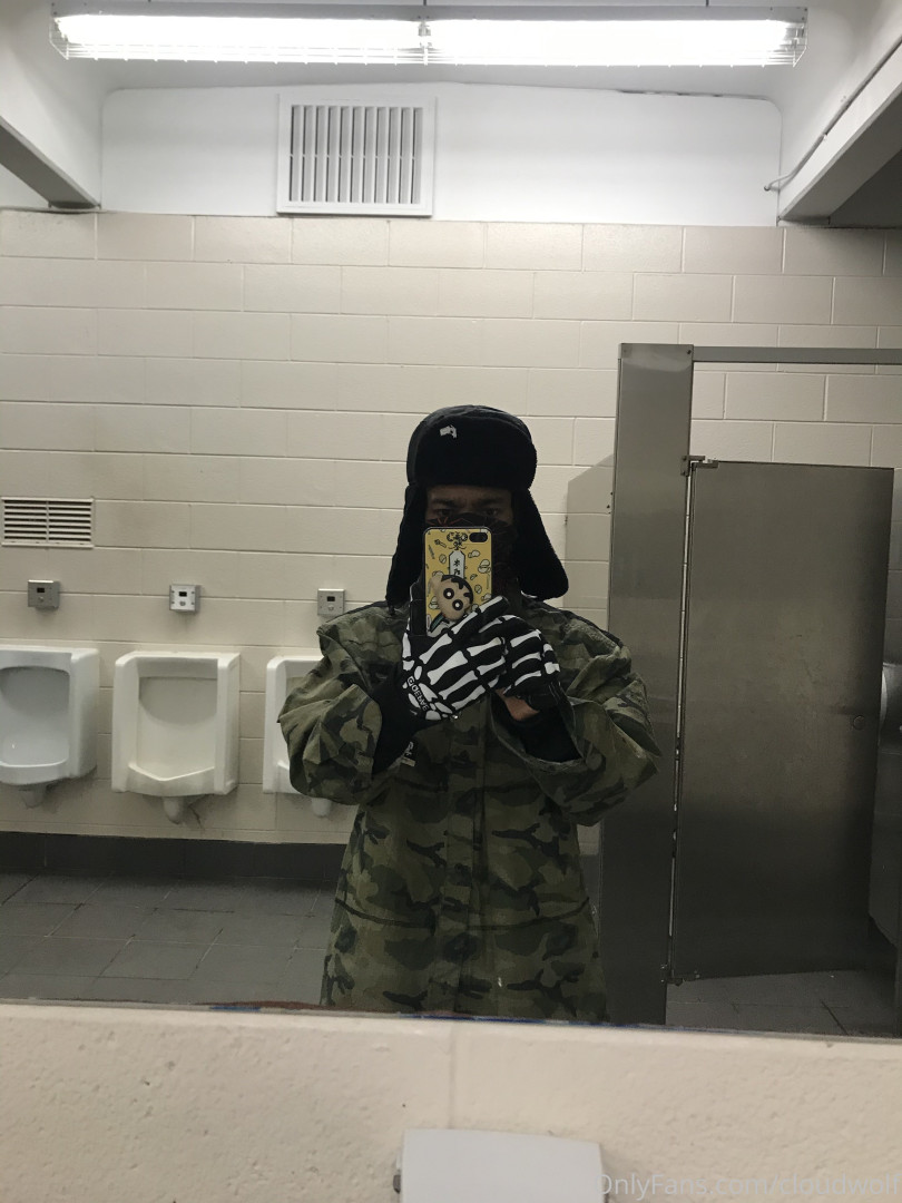 Photo by cloudwolf published on October 15,2023 20:30:53 - BestThots