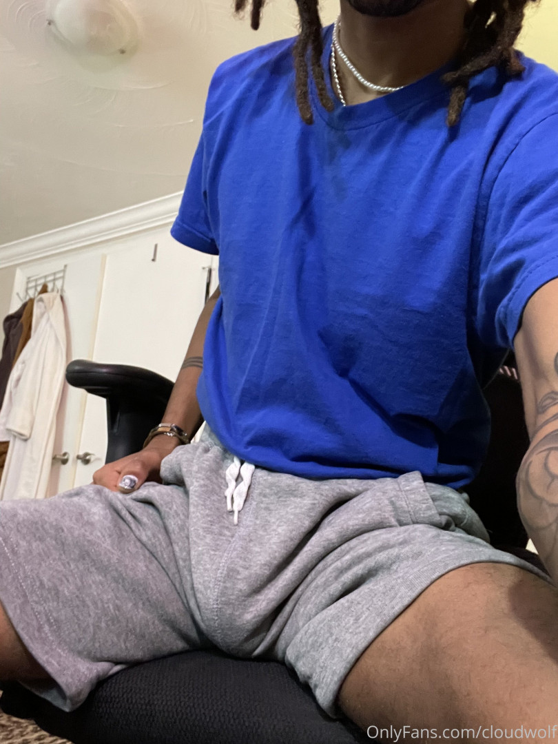 Photo by cloudwolf published on October 15,2023 20:40:33 - BestThots