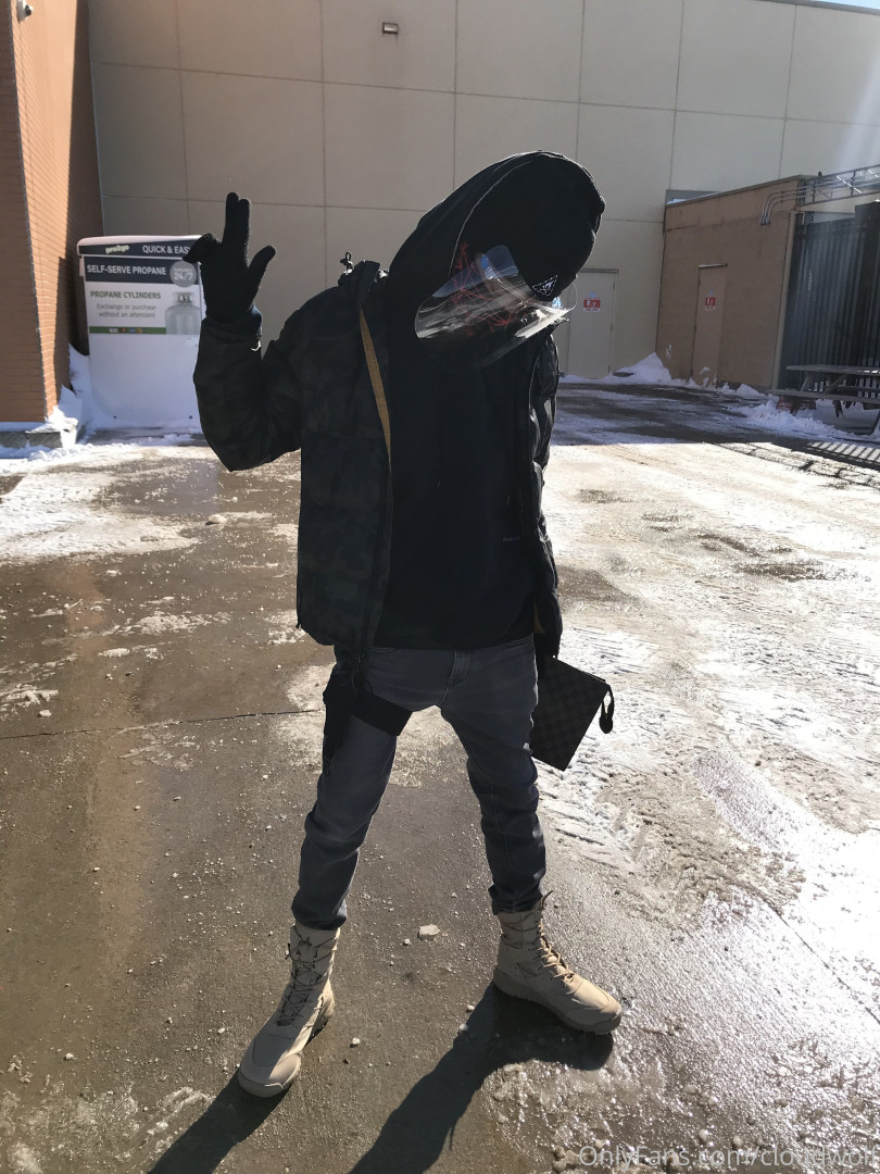 Photo by cloudwolf published on October 15,2023 22:12:48 - BestThots