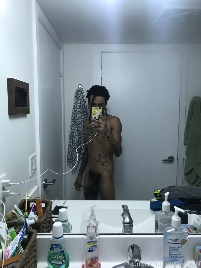 Photo by cloudwolf published on October 15,2023 22:34:22 - BestThots