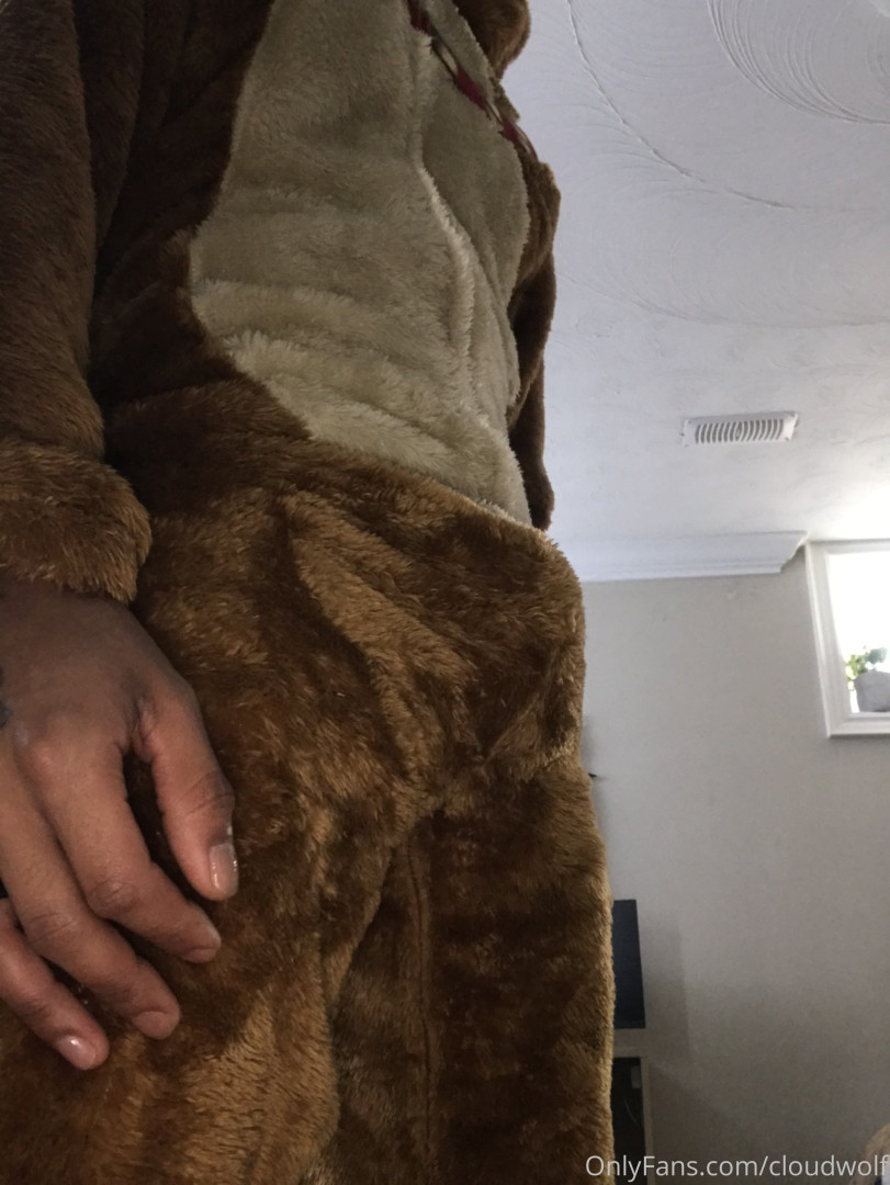 Photo by cloudwolf published on October 15,2023 22:49:35 - BestThots