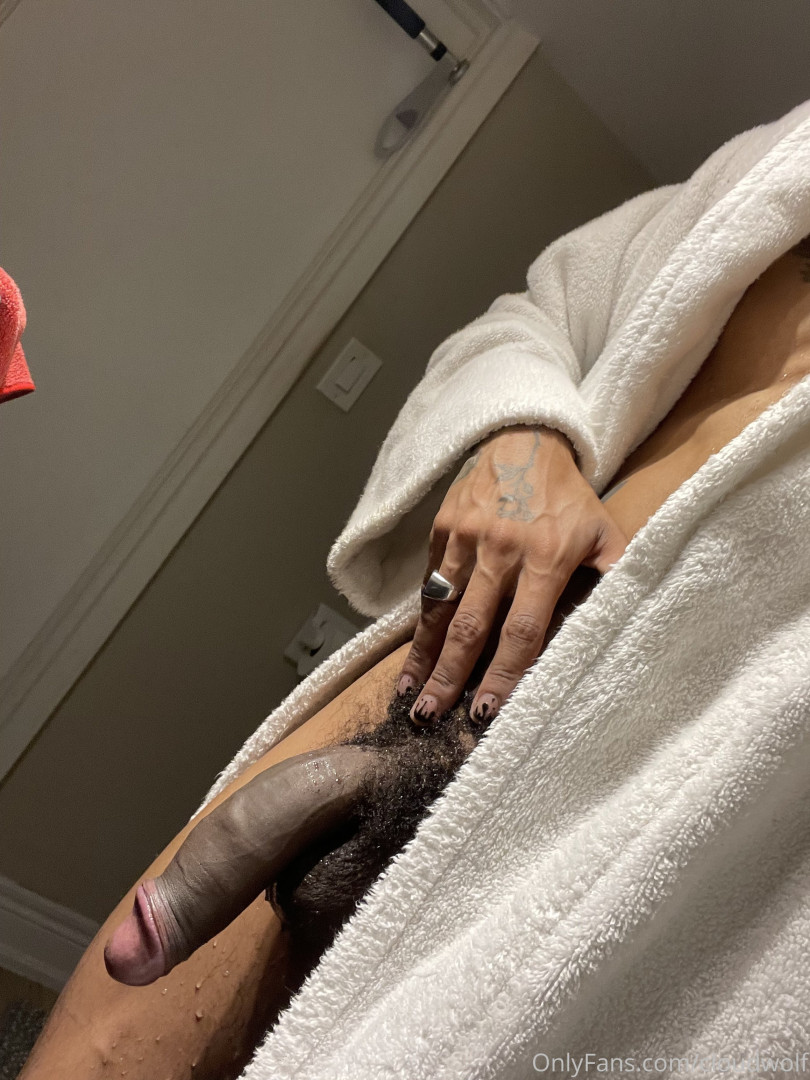 Photo by cloudwolf published on October 15,2023 22:51:34 - BestThots