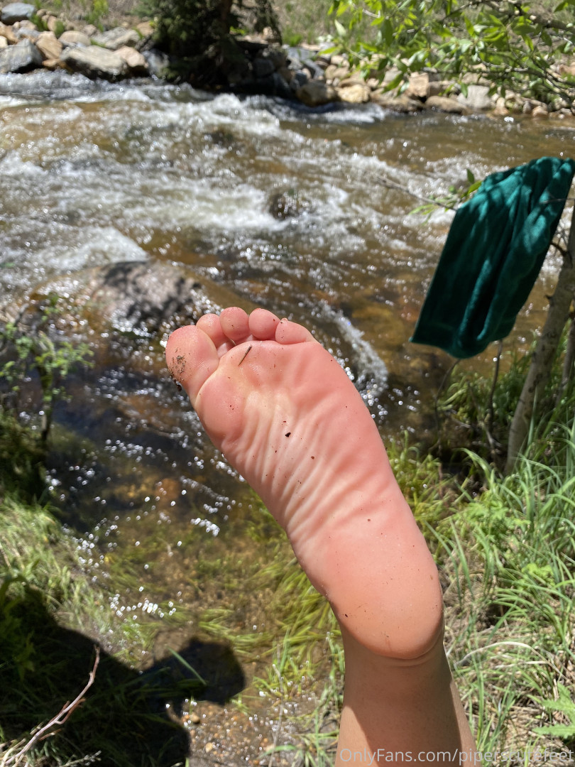 Photo by piperscutefeet published on July 5,2023 17:25:18 - BestThots
