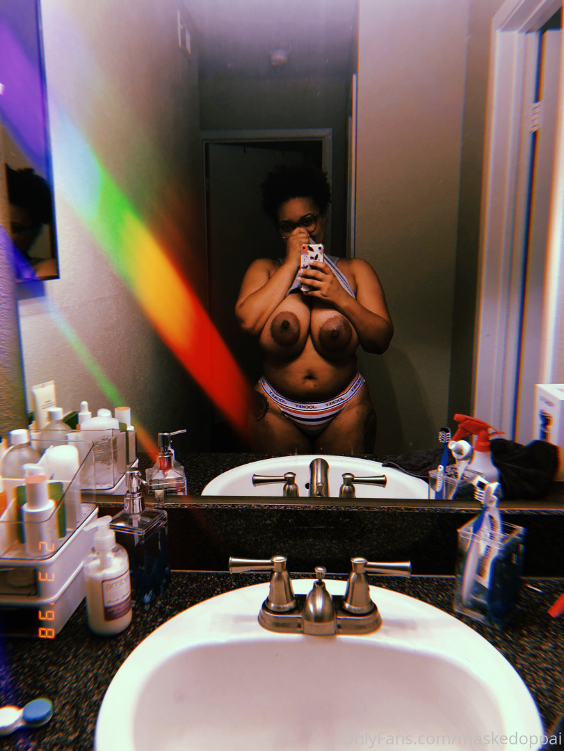 Photo by maskedoppai published on October 15,2023 00:01:23 - BestThots