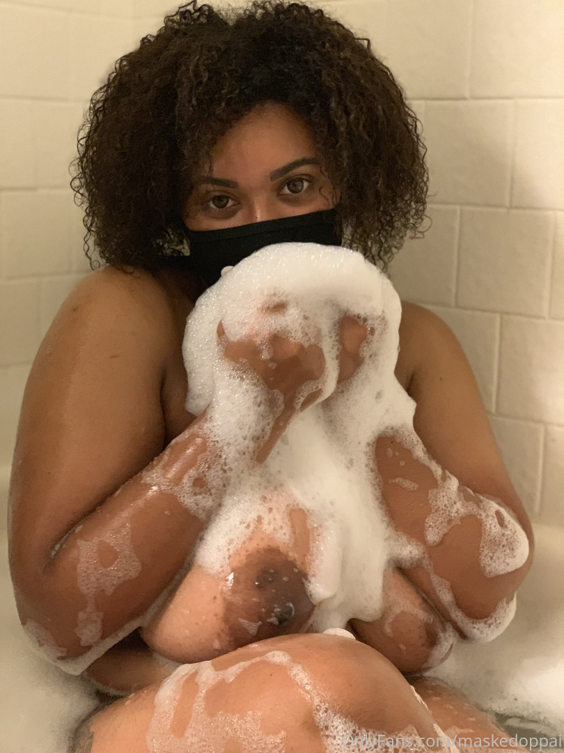 Photo by maskedoppai published on October 15,2023 06:17:25 - BestThots