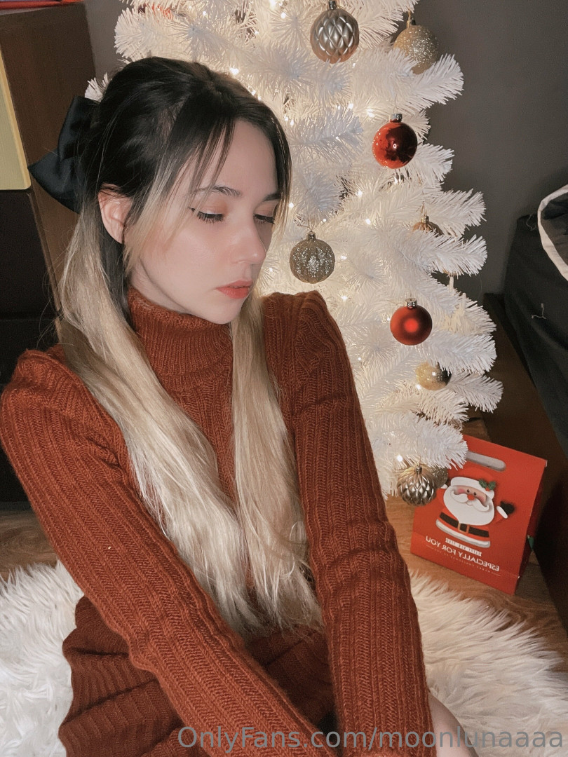 Photo by moonlunaaaaaa published on October 11,2023 16:02:00 - BestThots