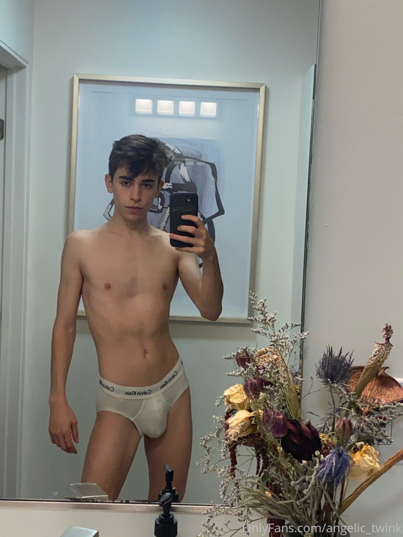 Photo by mxchcuevas published on June 1,2023 17:34:37 - BestThots