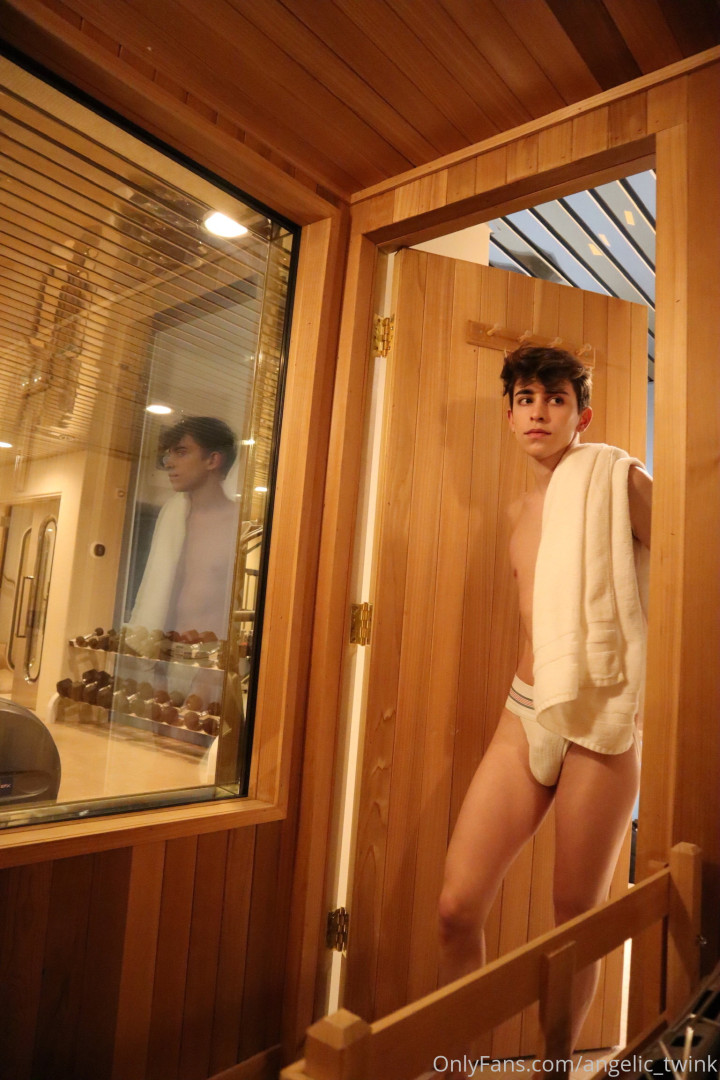 Photo by mxchcuevas published on October 11,2023 01:44:30 - BestThots