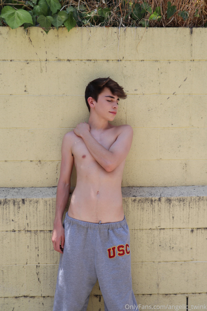 Photo by mxchcuevas published on October 11,2023 02:24:43 - BestThots