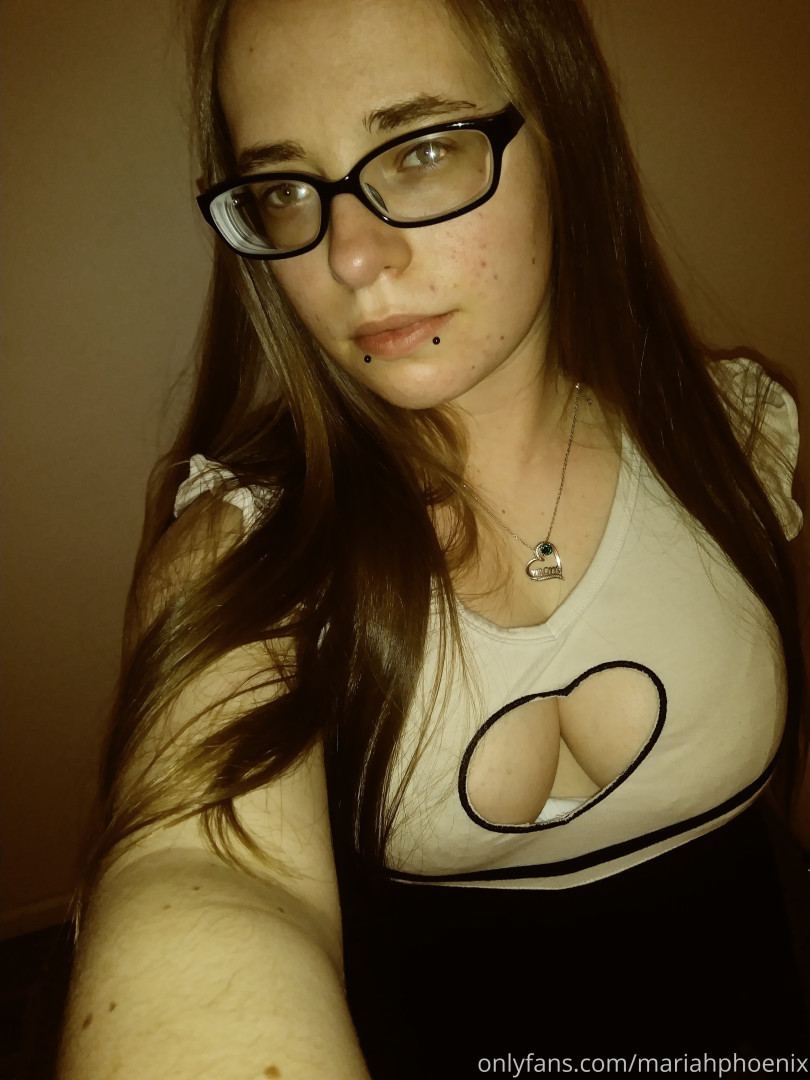 Photo by mariahphoenix published on October 15,2023 20:30:31 - BestThots