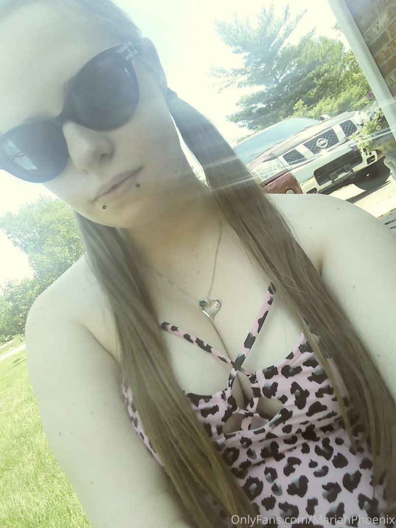 Photo by mariahphoenix published on October 15,2023 20:53:58 - BestThots