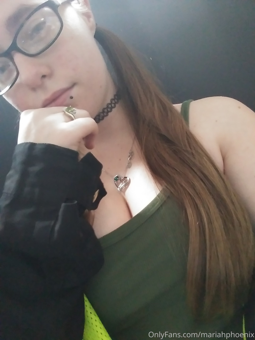 Photo by mariahphoenix published on October 15,2023 21:12:11 - BestThots