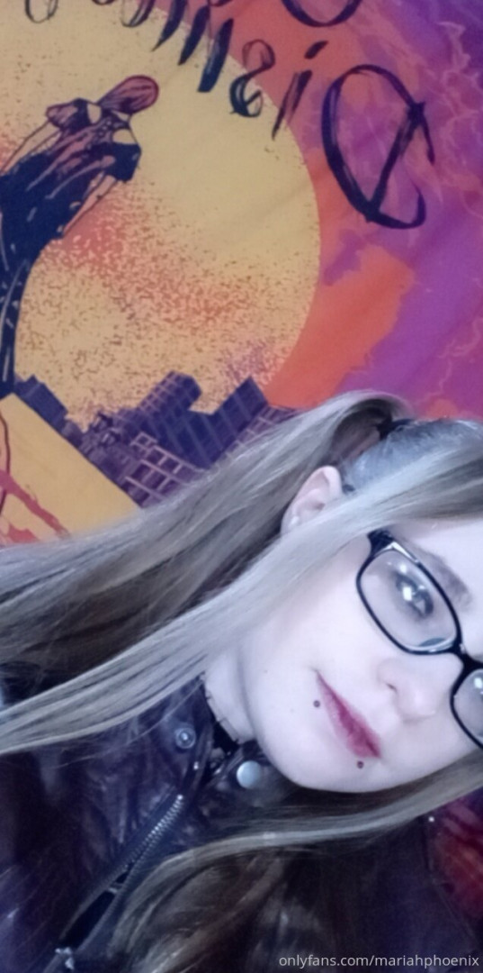 Photo by mariahphoenix published on October 15,2023 22:06:36 - BestThots