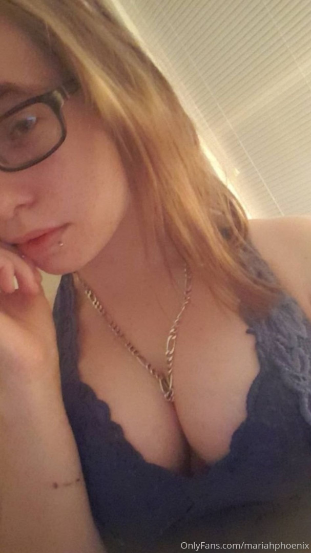Photo by mariahphoenix published on October 15,2023 22:10:46 - BestThots