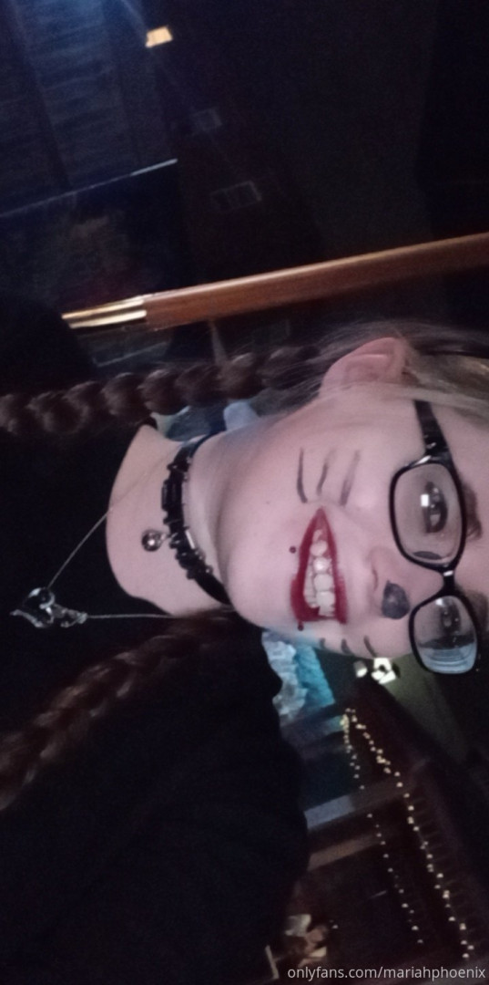 Photo by mariahphoenix published on October 15,2023 22:21:30 - BestThots