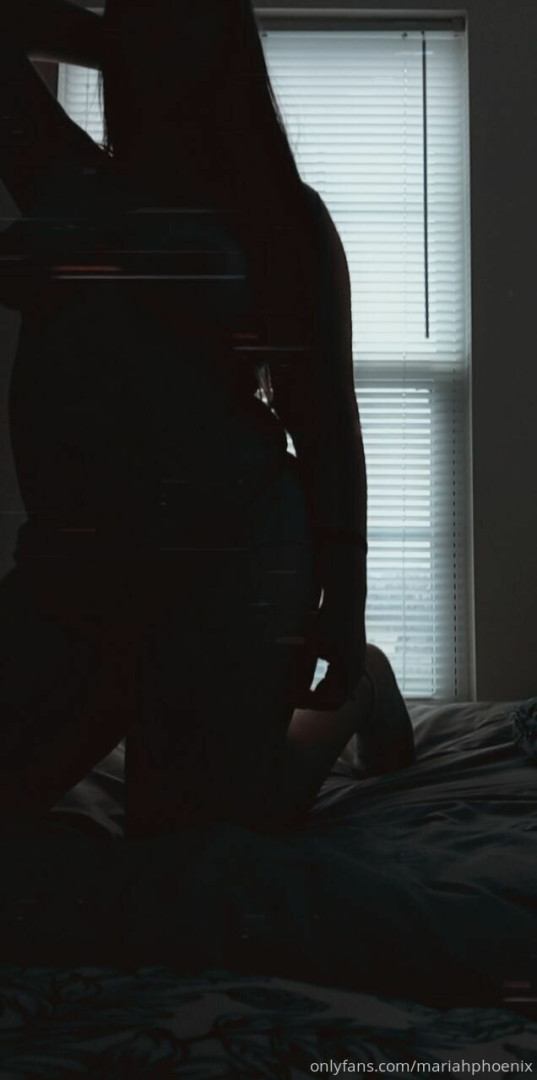Photo by mariahphoenix published on October 15,2023 22:31:34 - BestThots