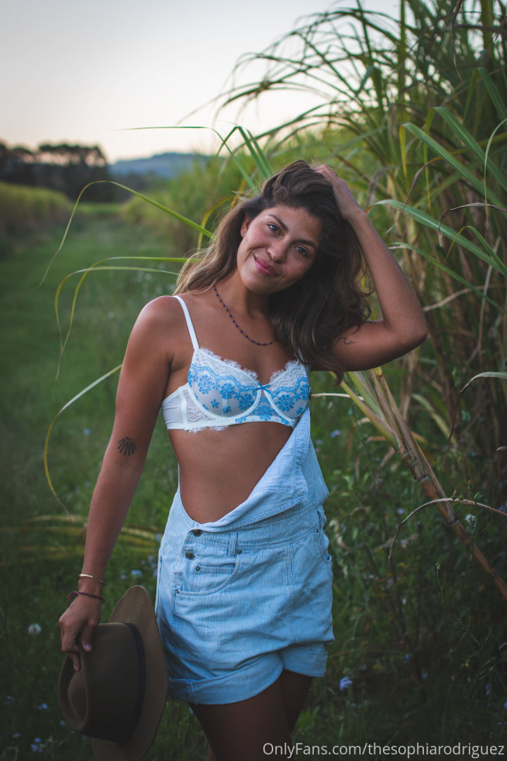 Photo by thesophiarodriguez published on July 2,2023 03:52:02 - BestThots
