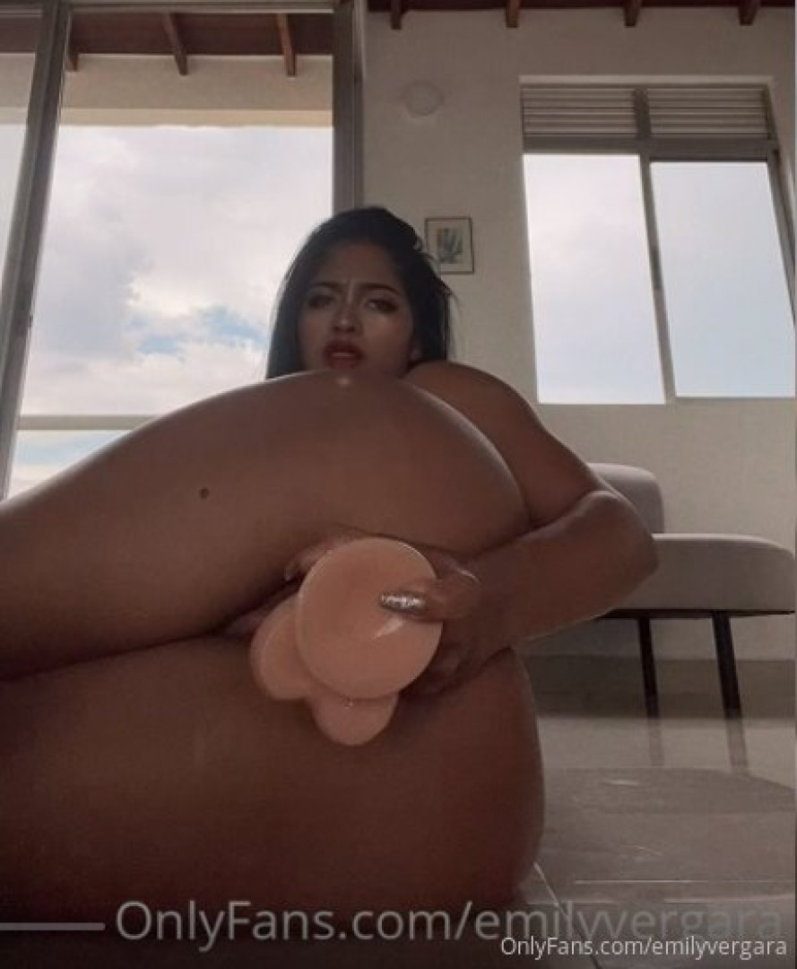 Photo by emilyvergara published on October 17,2023 00:36:50 - BestThots