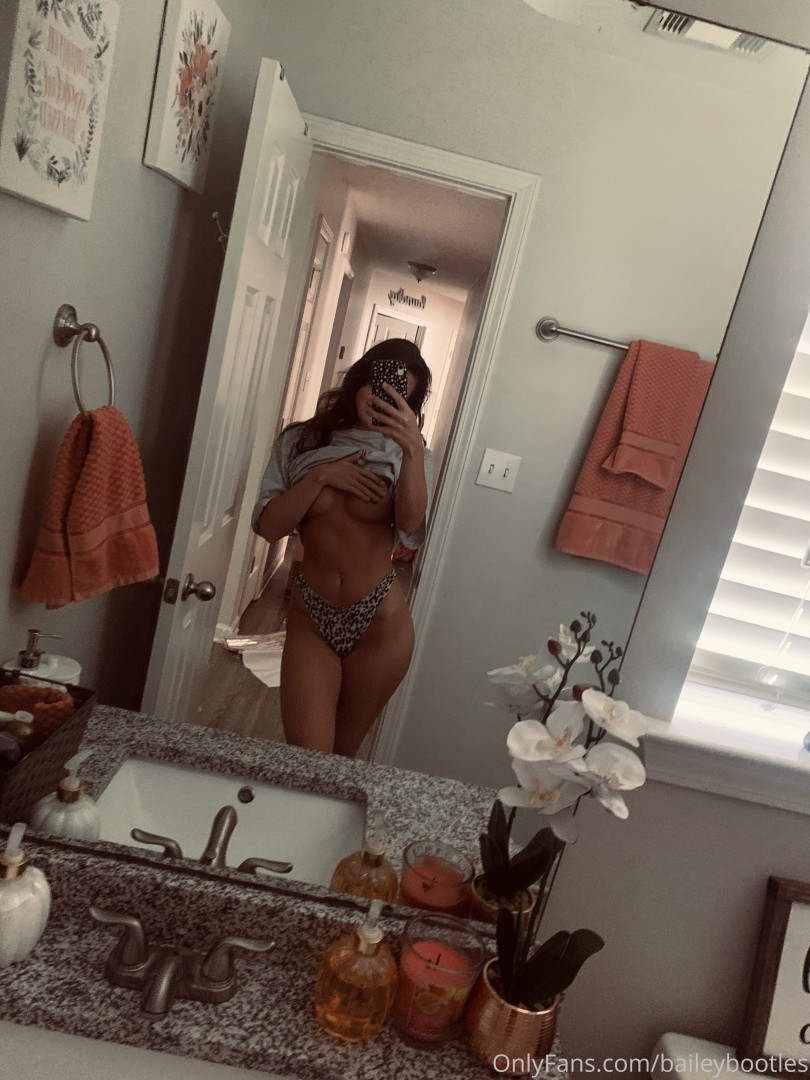 Photo by baileybootles published on August 6,2023 12:28:28 - BestThots