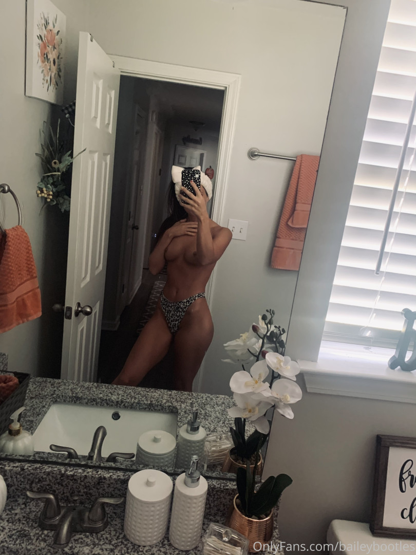 Photo by baileybootles published on August 6,2023 12:32:29 - BestThots