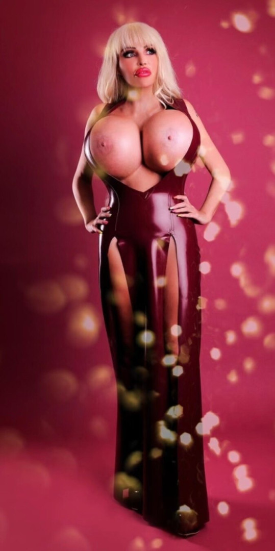 Photo by amanda_lovelie published on November 19,2023 20:09:26 - BestThots