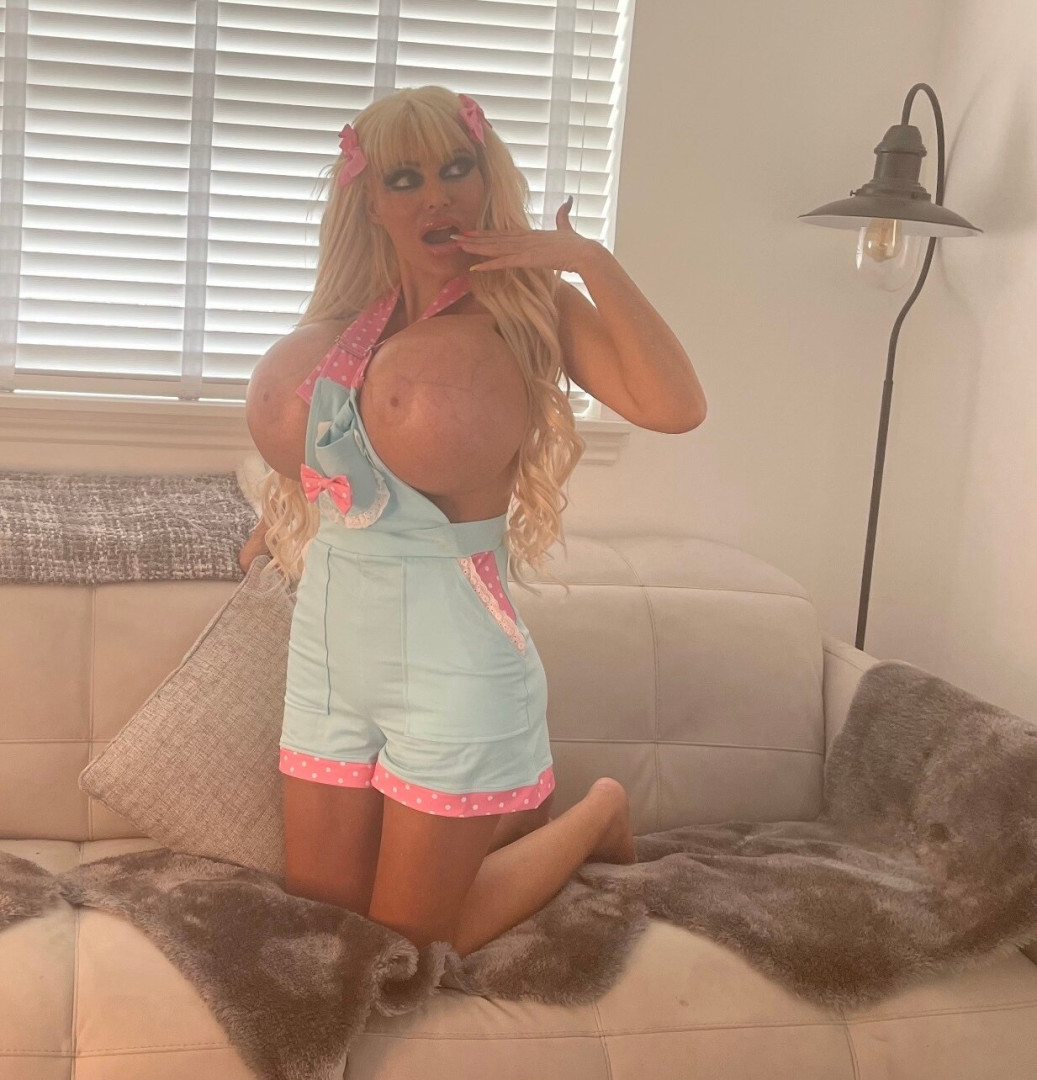 Photo by amanda_lovelie published on November 19,2023 20:11:25 - BestThots