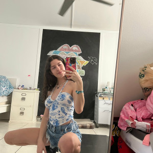 frenchava #6445117