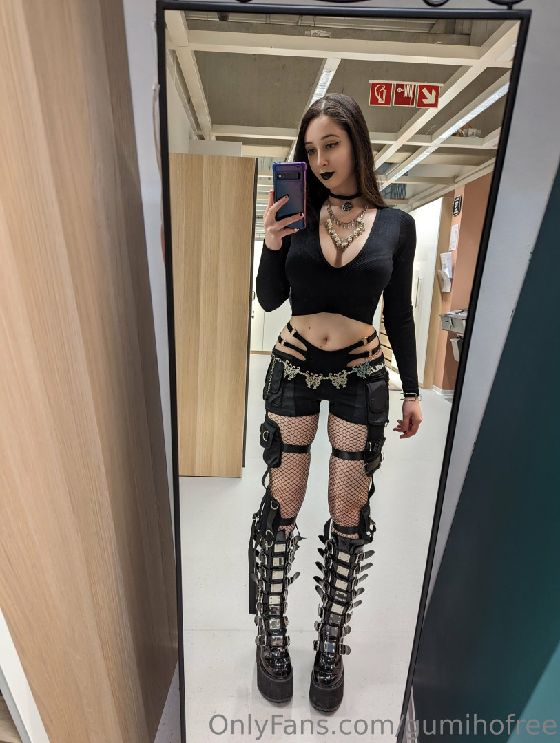 Photo by gumihofree published on July 25,2023 17:28:48 - BestThots