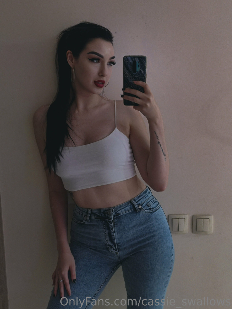 Photo by cassie_swallows published on January 4,2024 14:33:31 - BestThots