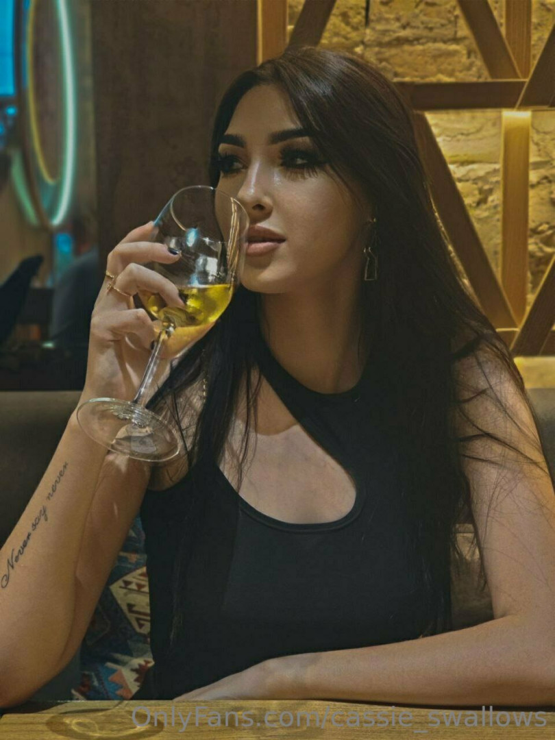 Photo by cassie_swallows published on January 4,2024 14:33:35 - BestThots