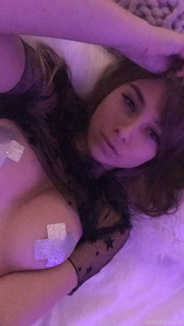 Photo by moremolly published on October 16,2023 19:06:23 - BestThots