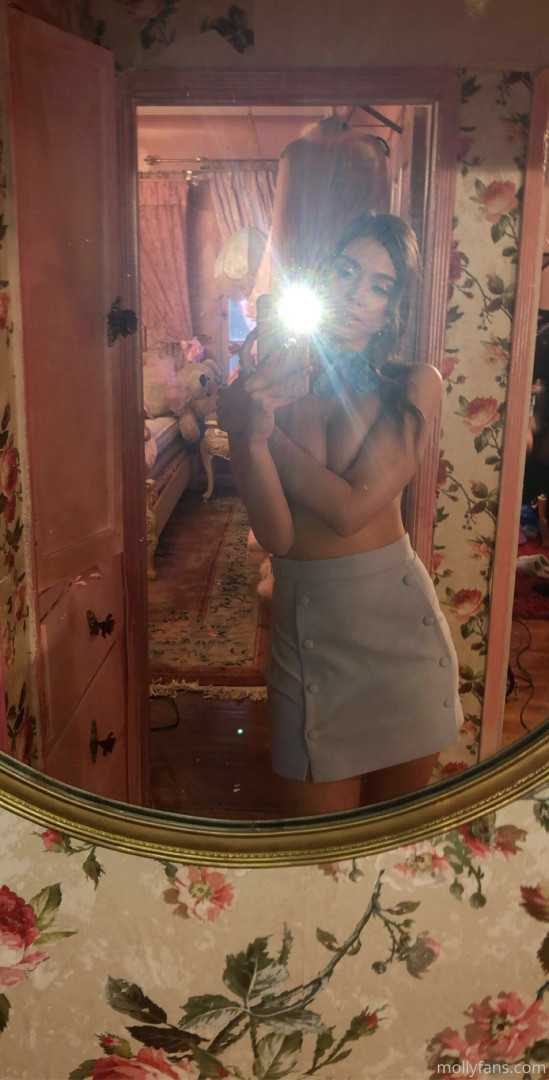 Photo by moremolly published on October 16,2023 19:14:09 - BestThots