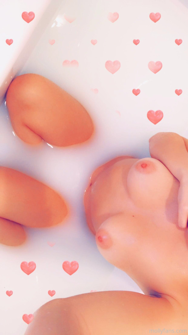 Photo by moremolly published on October 16,2023 19:18:04 - BestThots