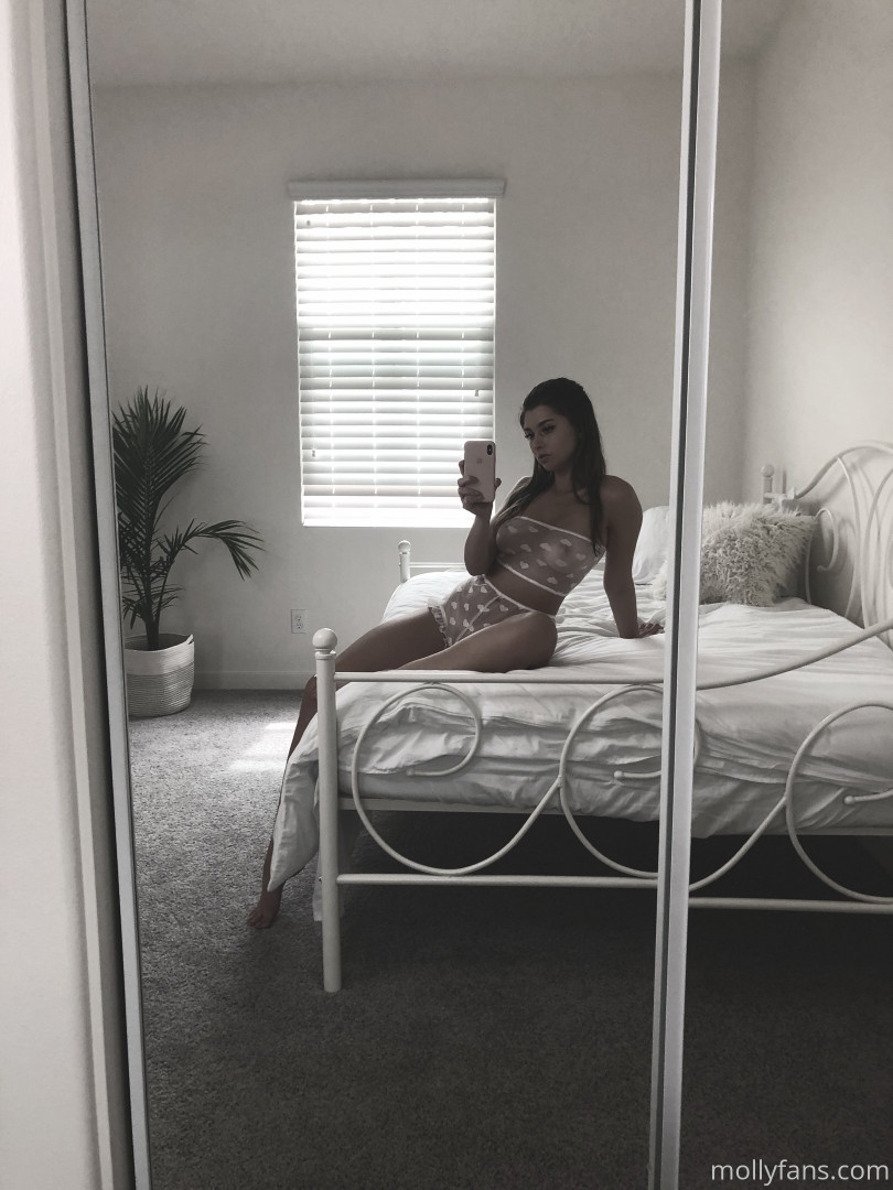 Photo by moremolly published on October 16,2023 19:26:07 - BestThots
