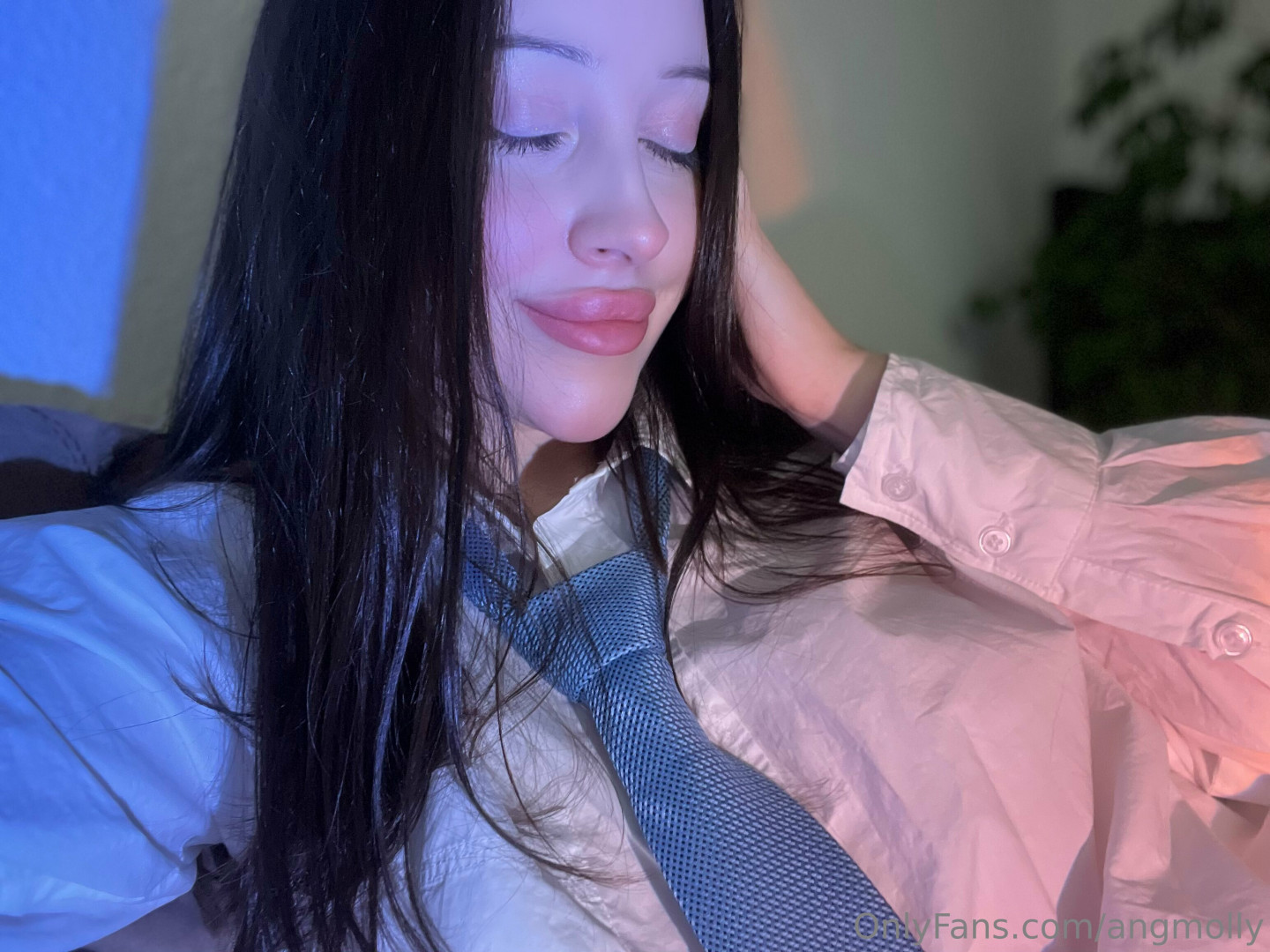 Photo by sultrymolly published on May 31,2023 05:01:35 - BestThots