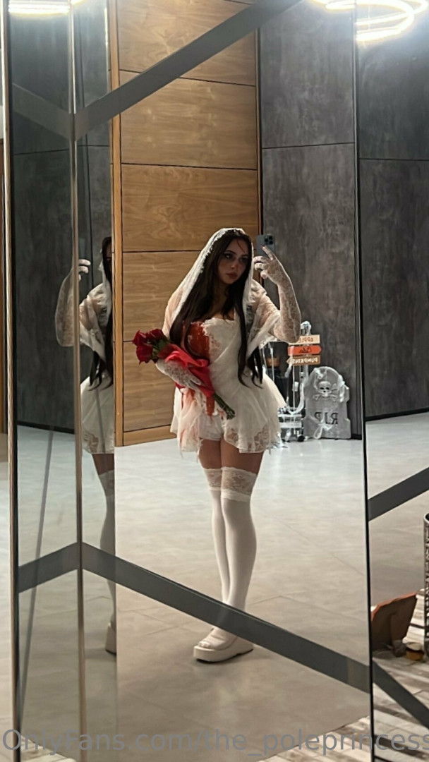 Photo by the_poleprincess published on May 17,2023 04:28:41 - BestThots