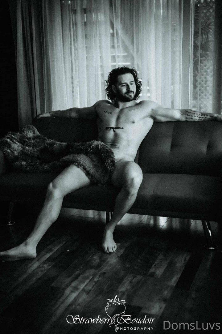 Photo by domsluvz published on July 24,2023 09:23:52 - BestThots