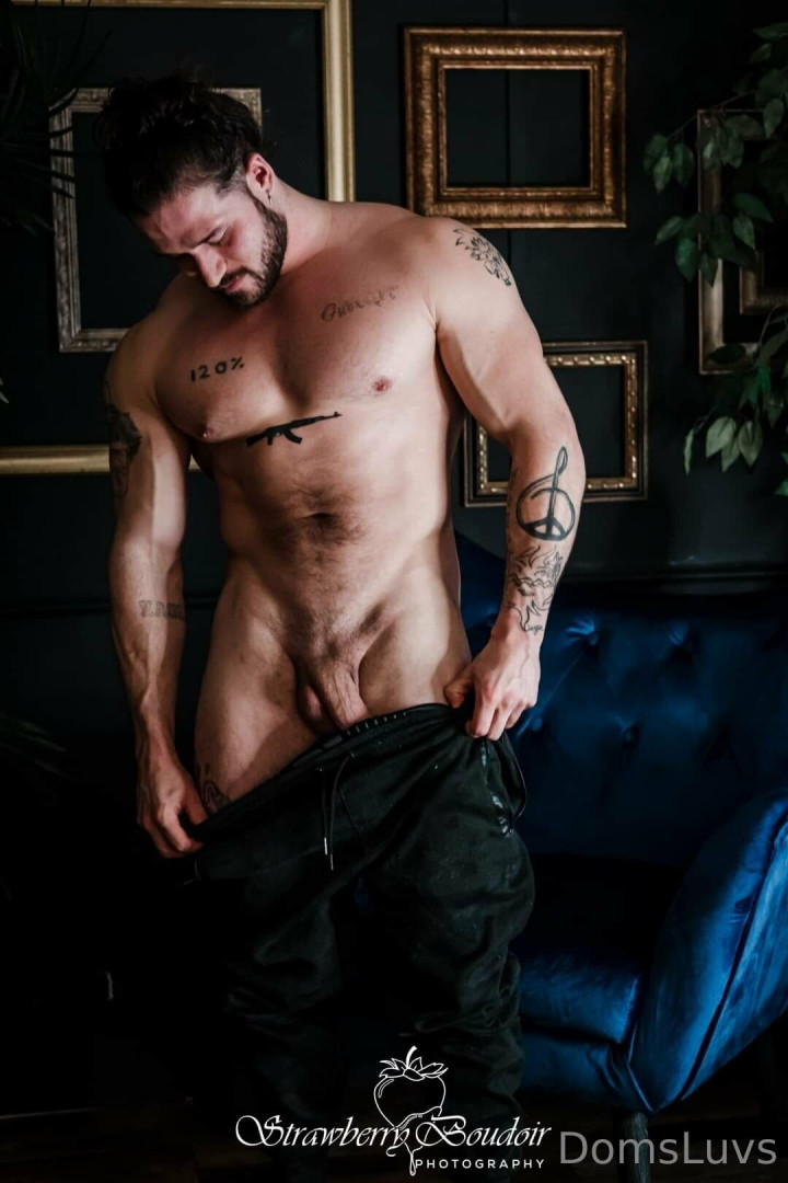 Photo by domsluvz published on July 24,2023 09:25:14 - BestThots