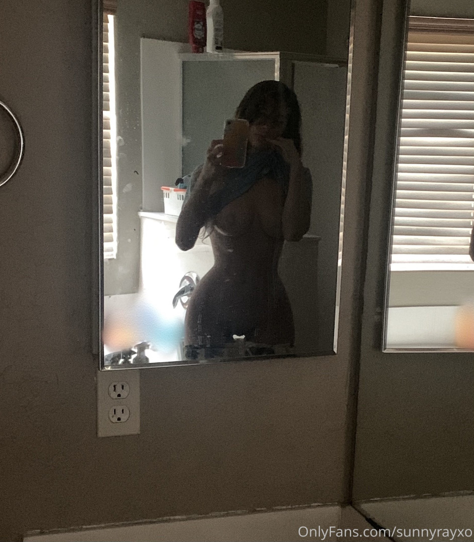 Photo by sunnyrayxo published on August 12,2023 22:53:24 - BestThots