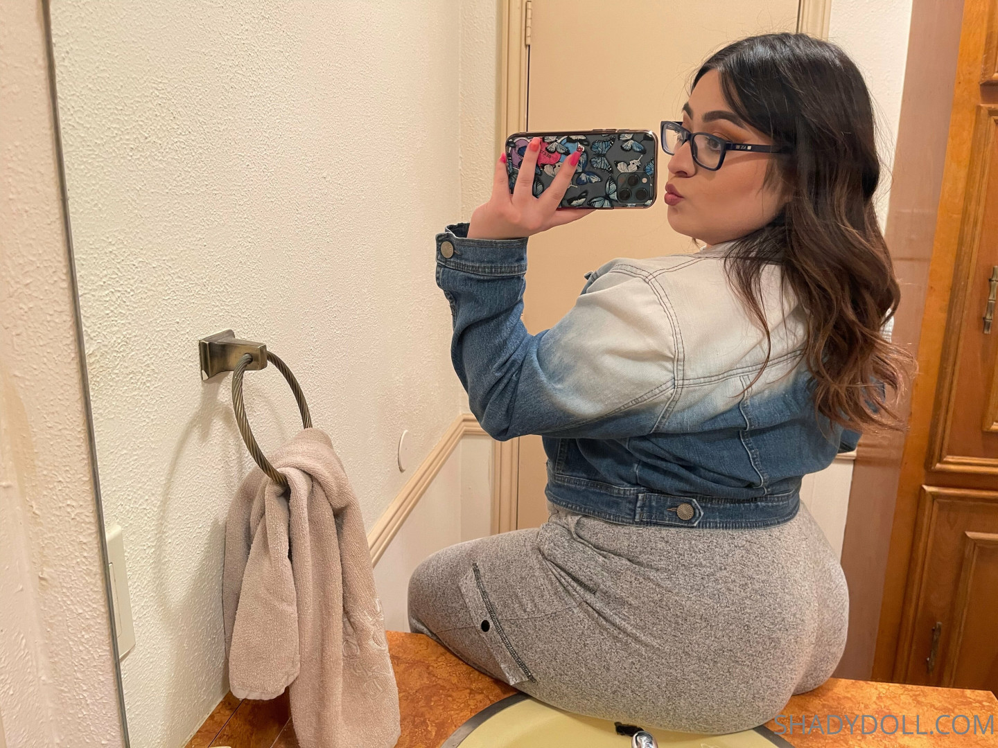 Photo by shadydoll published on July 4,2023 01:57:09 - BestThots