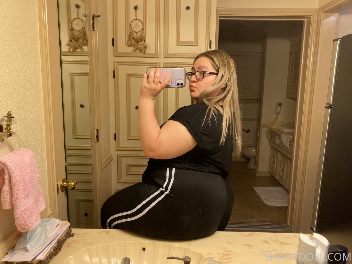 Photo by shadydoll published on July 4,2023 02:03:32 - BestThots