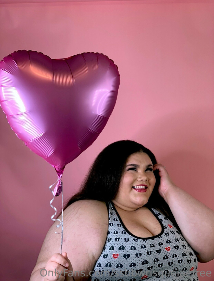 Photo by ssbbwrisquejaefree published on May 17,2023 16:45:44 - BestThots