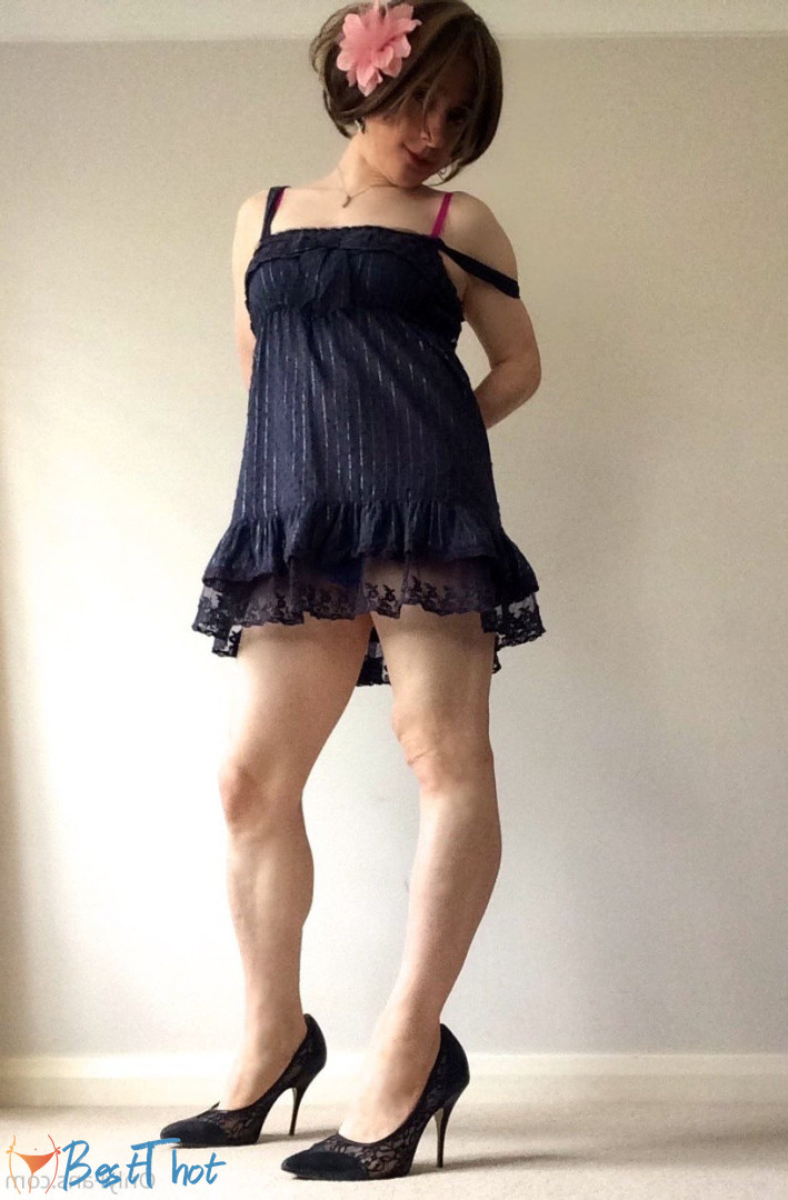 scarlett_ts #9503596