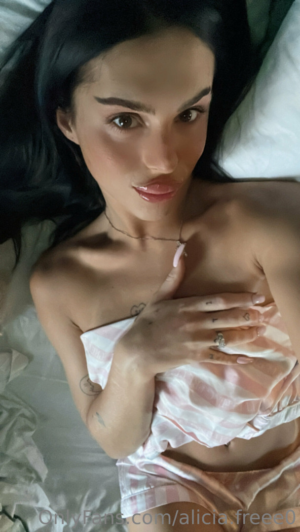 Photo by alicia.freee0 published on May 31,2023 16:18:02 - BestThots