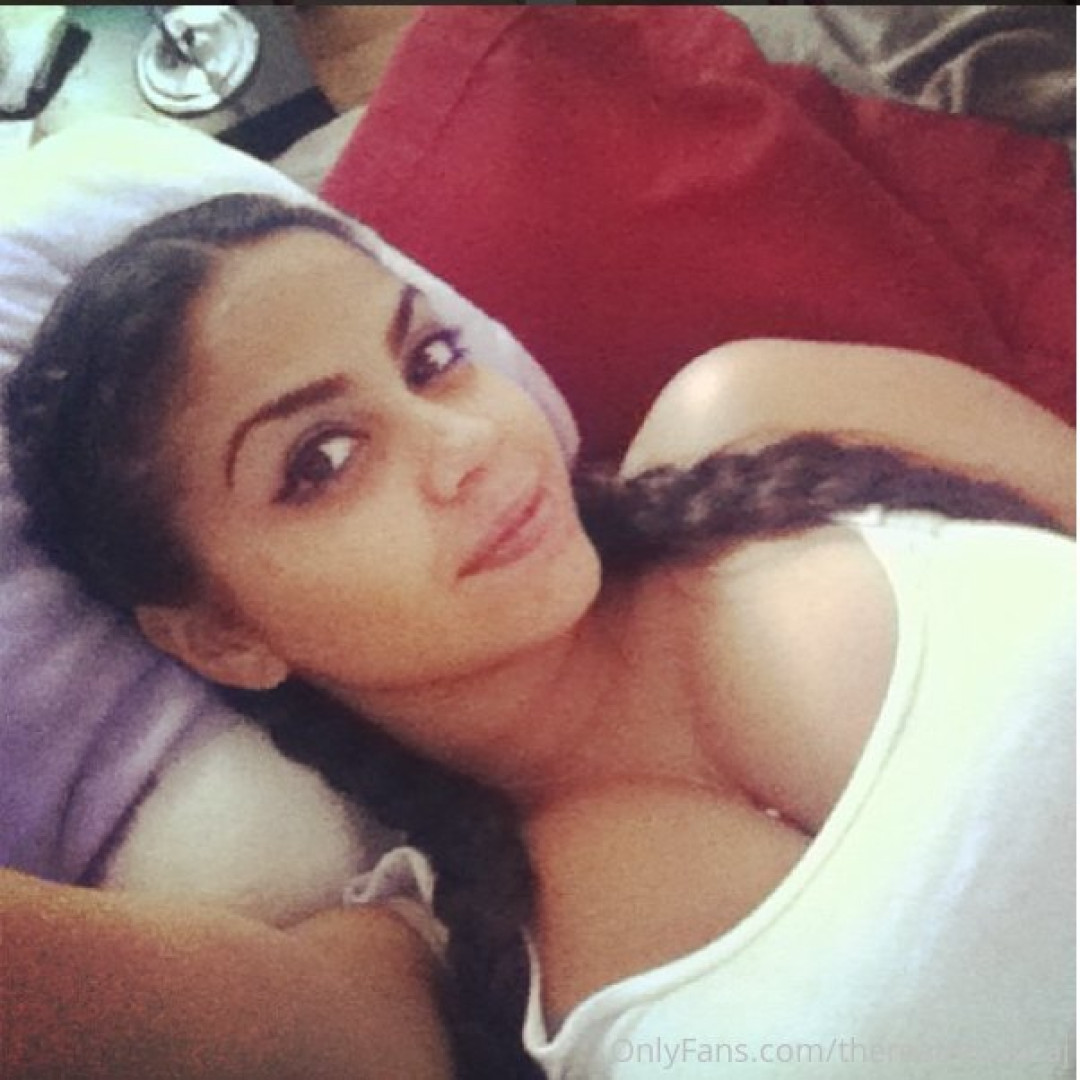 Photo by therealrebeccaj published on July 27,2023 14:01:00 - BestThots