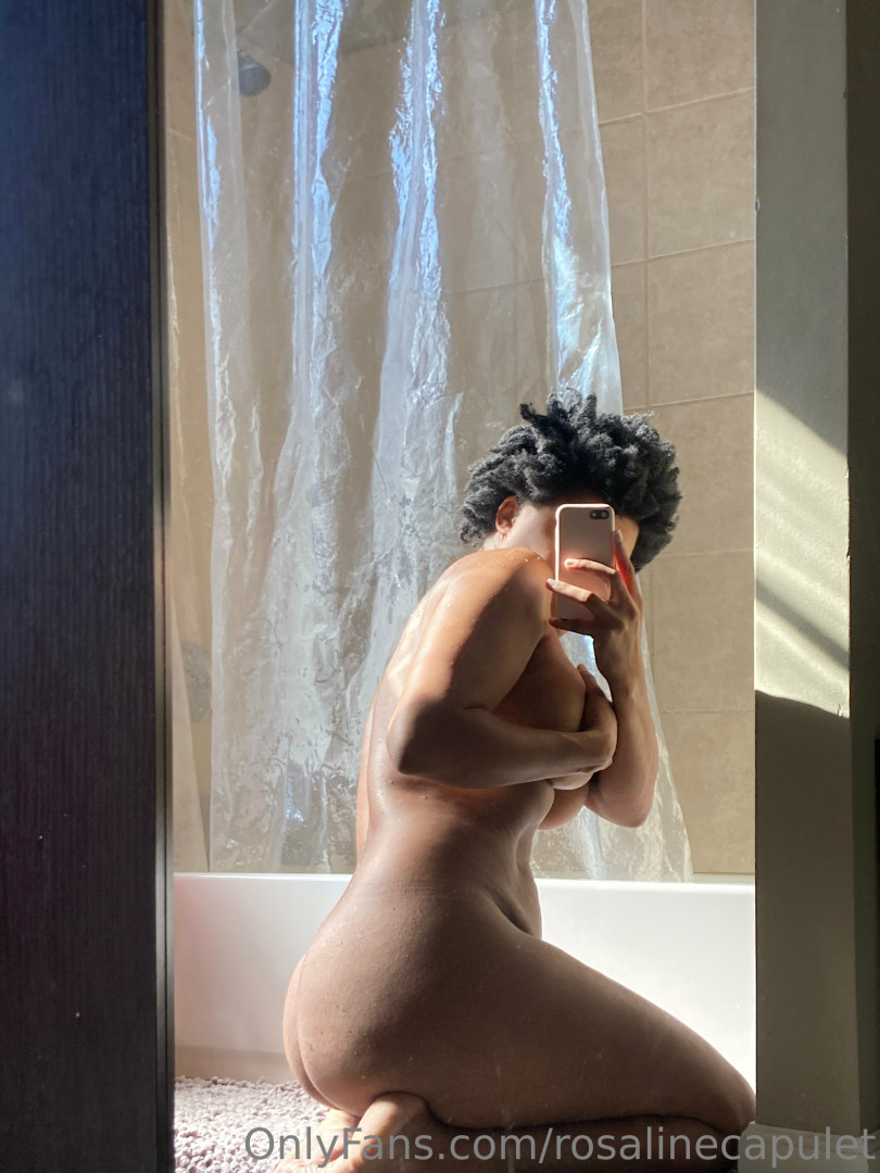 Photo by rosalinecapulet published on August 6,2023 21:23:09 - BestThots