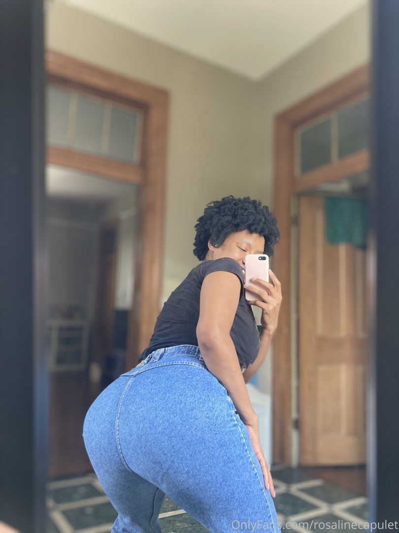 Photo by rosalinecapulet published on August 6,2023 21:29:25 - BestThots