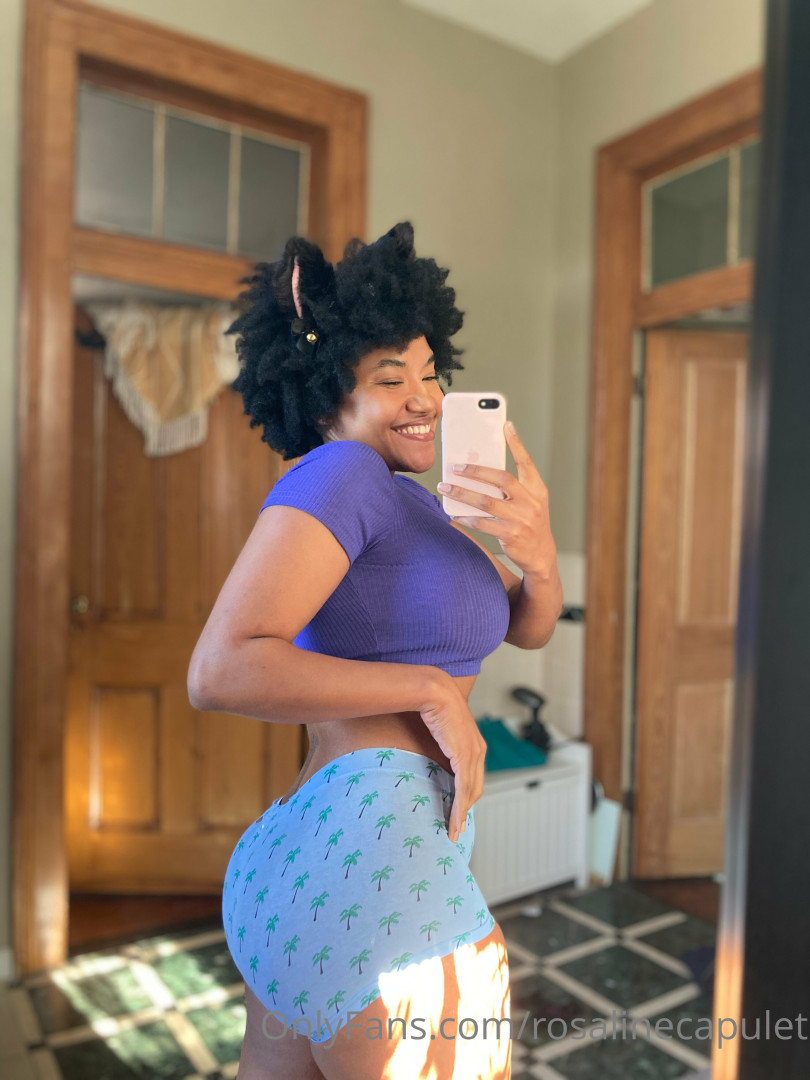 Photo by rosalinecapulet published on August 6,2023 21:59:49 - BestThots