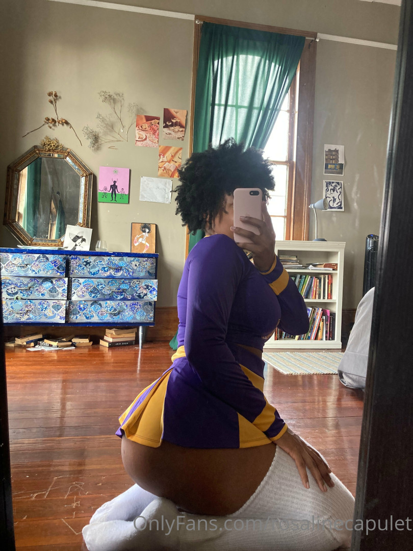Photo by rosalinecapulet published on August 6,2023 22:00:53 - BestThots