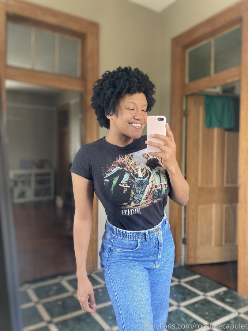 Photo by rosalinecapulet published on August 6,2023 22:03:57 - BestThots